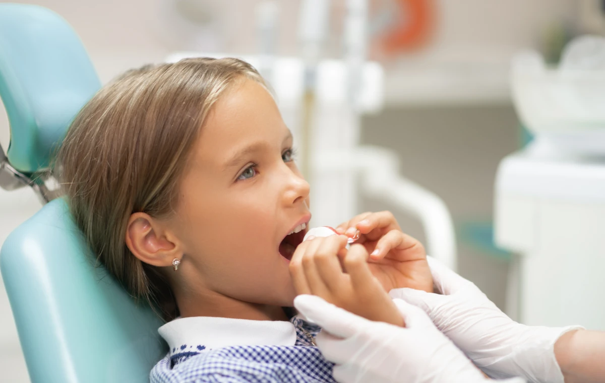 orthodontiste biarritz educateur fonctionnel ELN (enveloppe linguale nocturne) Dr Loustau-Dessus